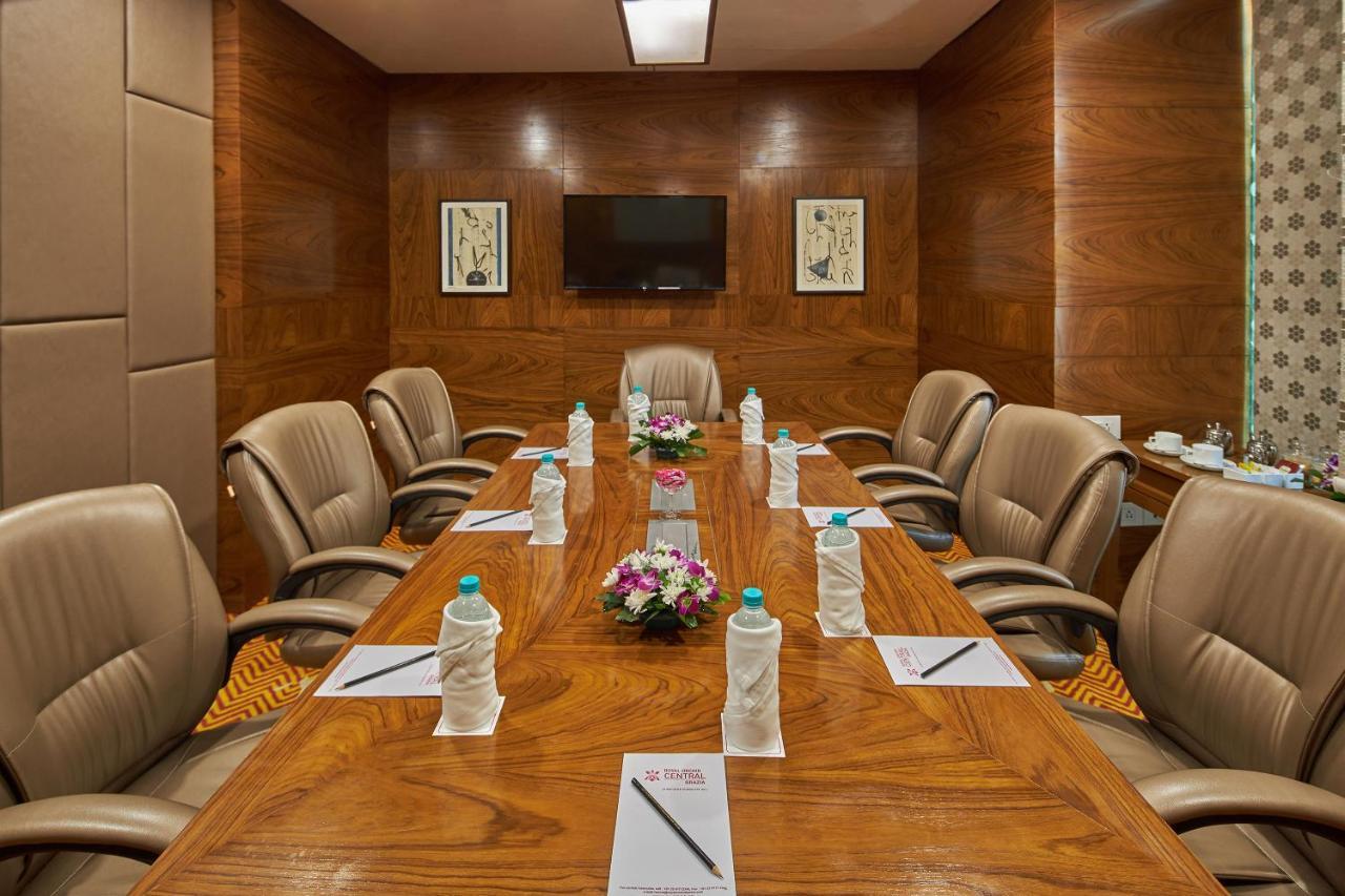 Royal Orchid Central Grazia, Navi Mumbai Exterior photo