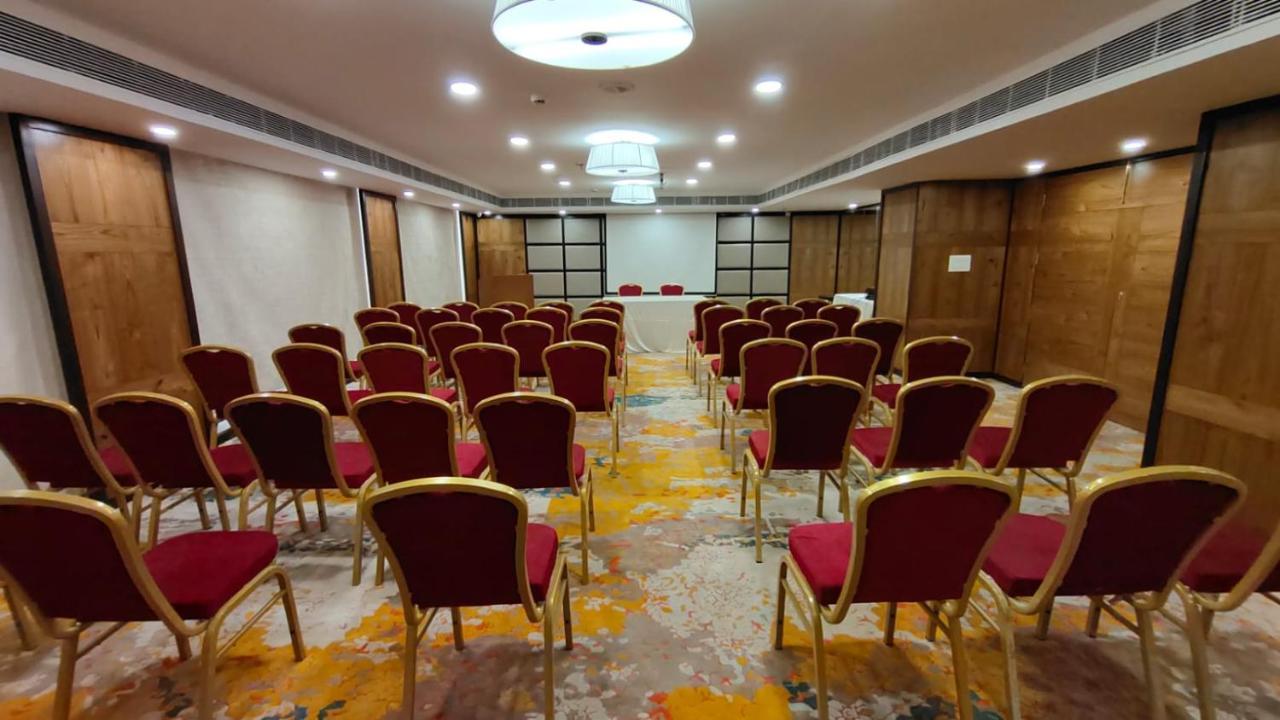 Royal Orchid Central Grazia, Navi Mumbai Exterior photo
