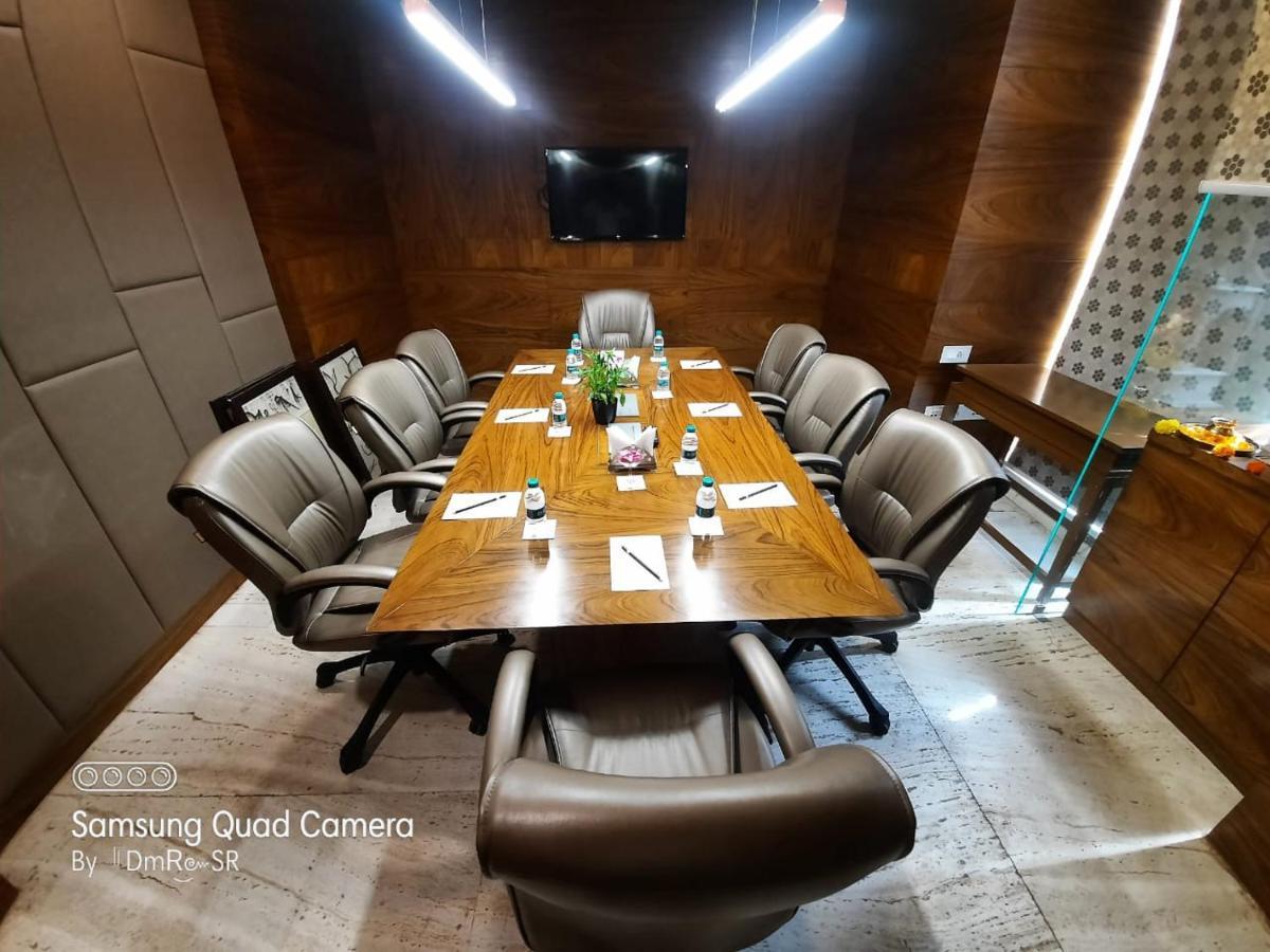 Royal Orchid Central Grazia, Navi Mumbai Exterior photo